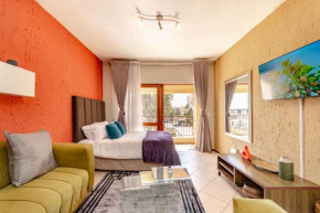 Urban Oasis Studio with balcony in Fourways